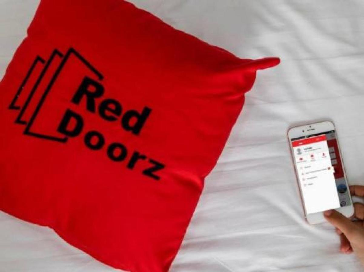 Reddoorz Syariah At Jalan Menteri Supeno Hotel Yogyakarta Ngoại thất bức ảnh